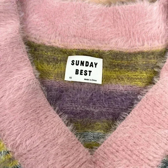 Aritzia Sunday Best Kitten V-Neck Cropped Sweater Sz XS - Picture 5 of 8